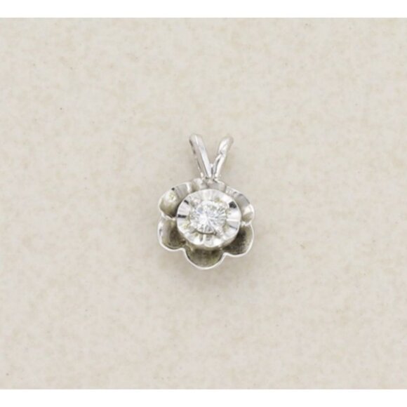 Pendant Only 14K White Gold .10 carat Diamond Flower Pendant - Picture 1 of 6